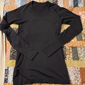 Lululemon Swiftly Tech Long Sleeve Top